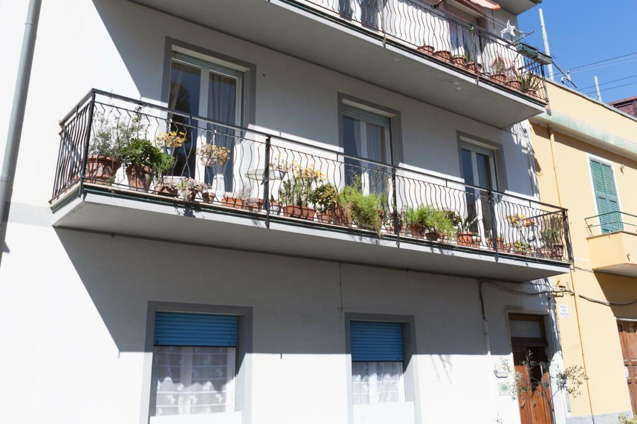 Bed and Breakfast Primo Piano Moneglia Exterior foto